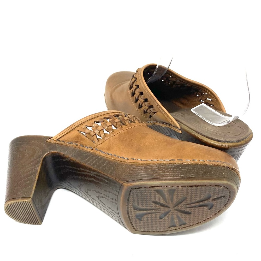 White Mountain Clogs - image 5